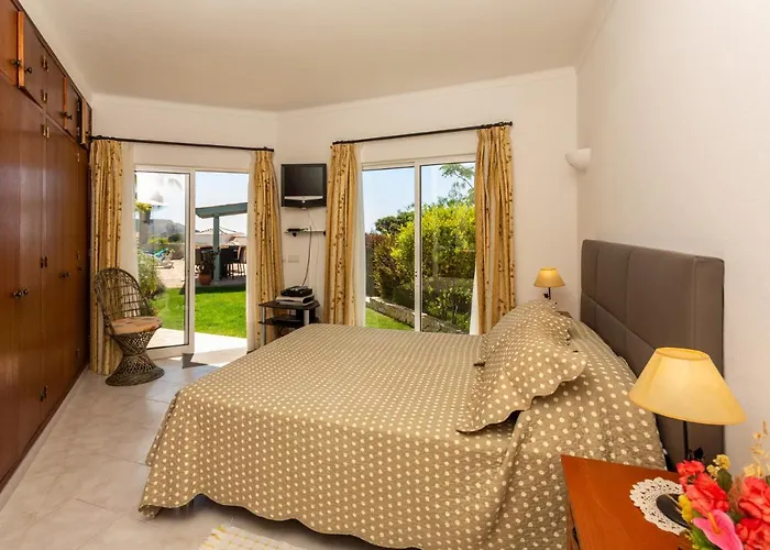 Villa Monte Lemos 29 *