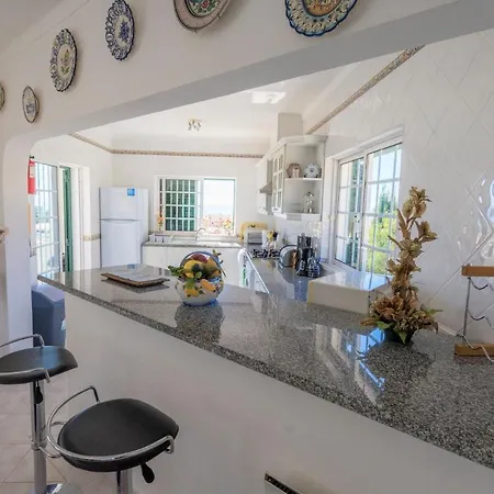 Villa Monte Lemos 29 *